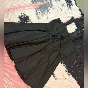 Elegant Black Sleeveless Dress